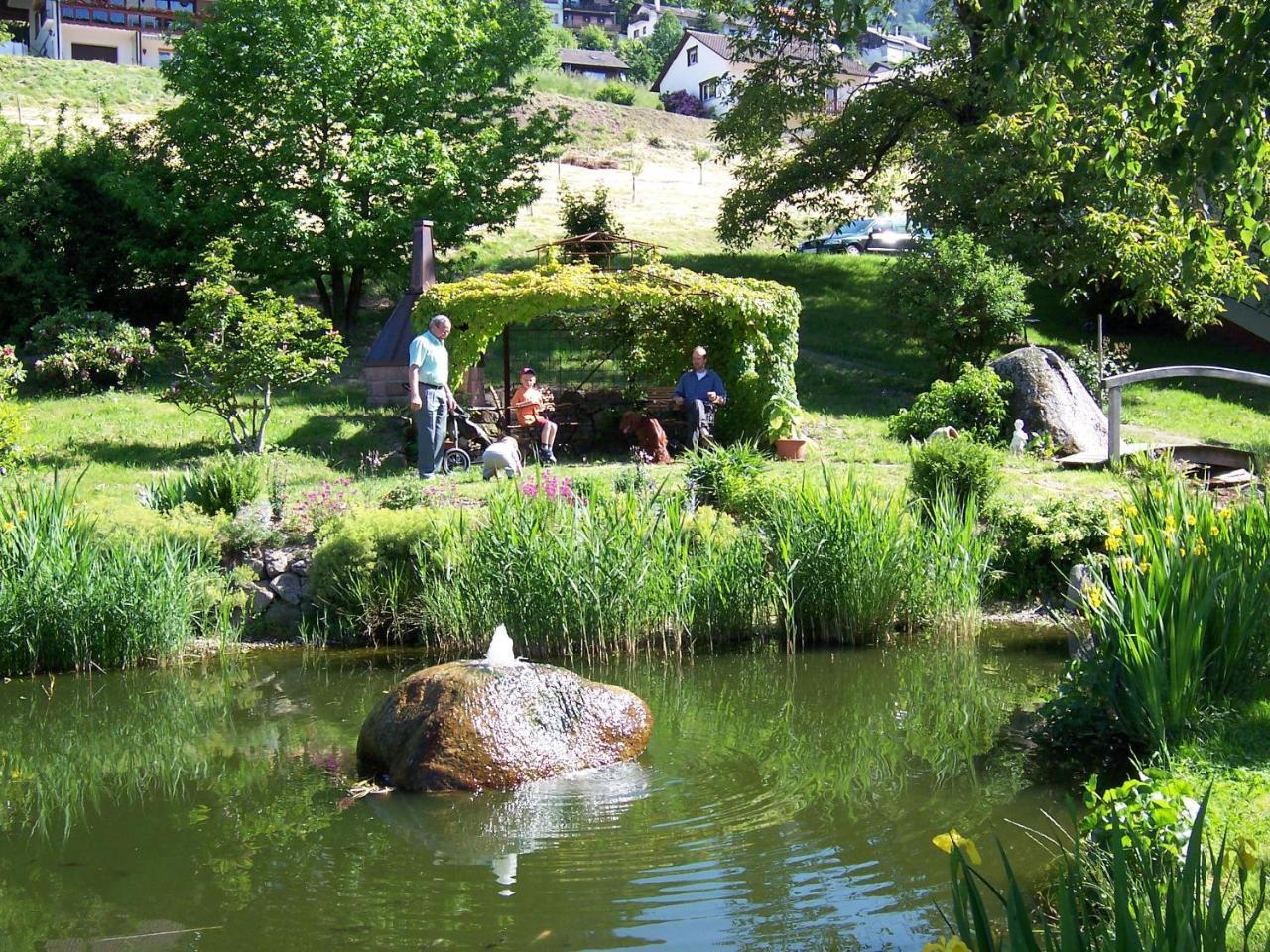 Schnurrenhof Lägenhet Seebach Exteriör bild